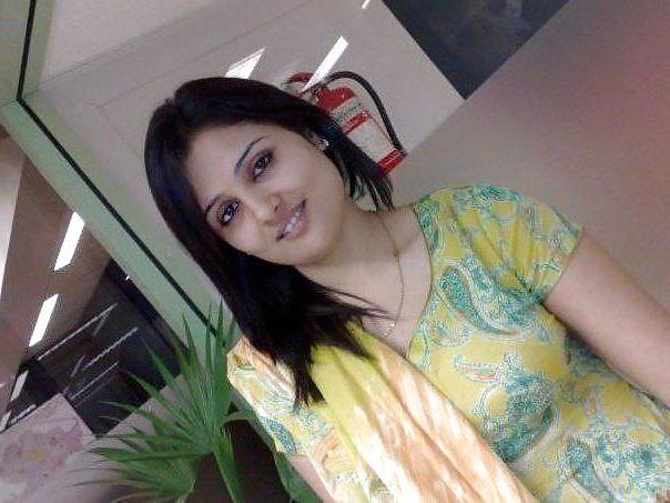 25P Pakistani Beauty