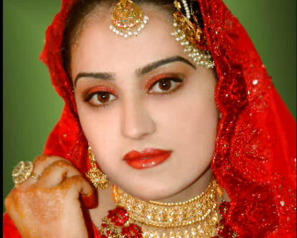 25P Pakistani Beauty