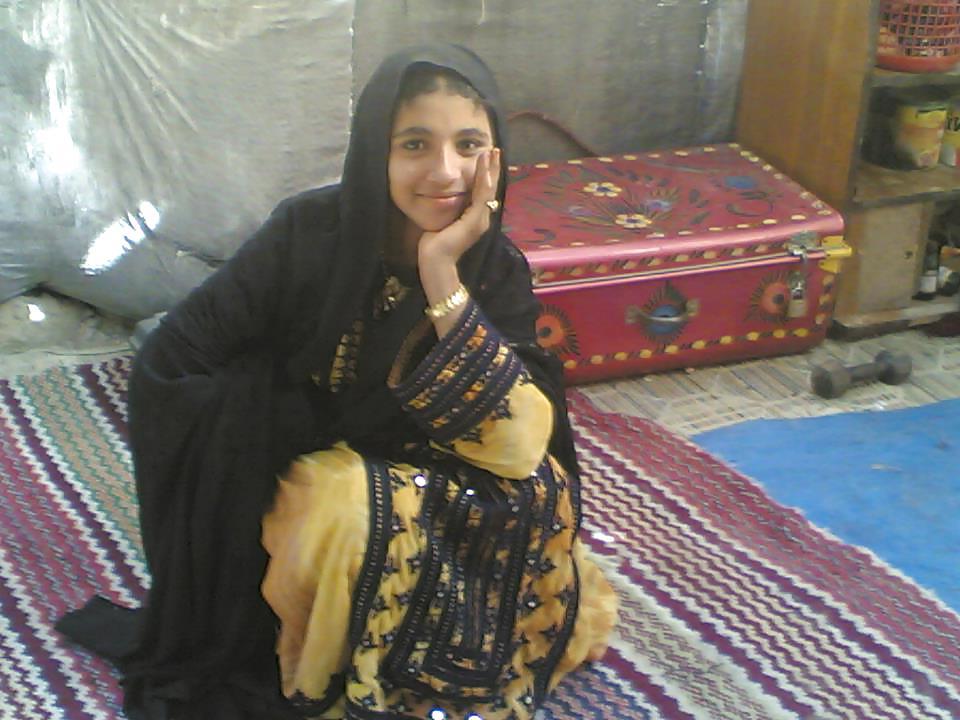 25P Pakistani Beauty