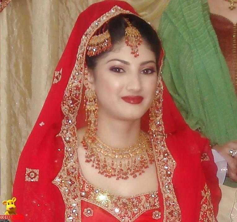 25P Pakistani Beauty