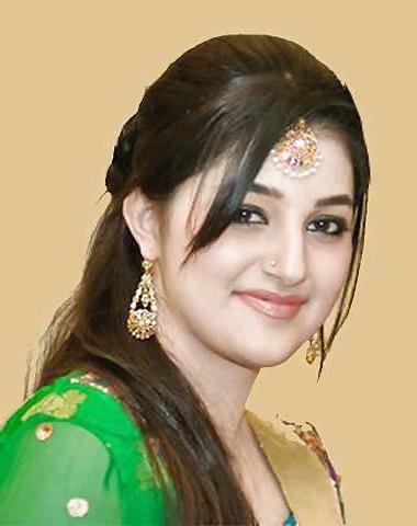 25P Pakistani Beauty