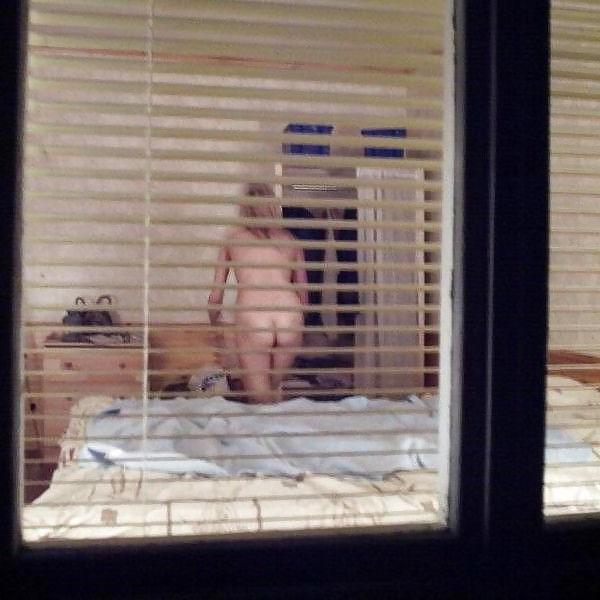 25P Voyeur, what I wish to see!