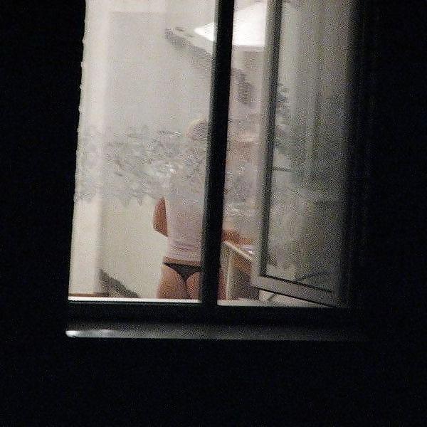 25P Voyeur, what I wish to see!