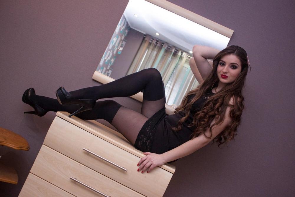 25P Beauty woman pantyhose stockings non porn 37