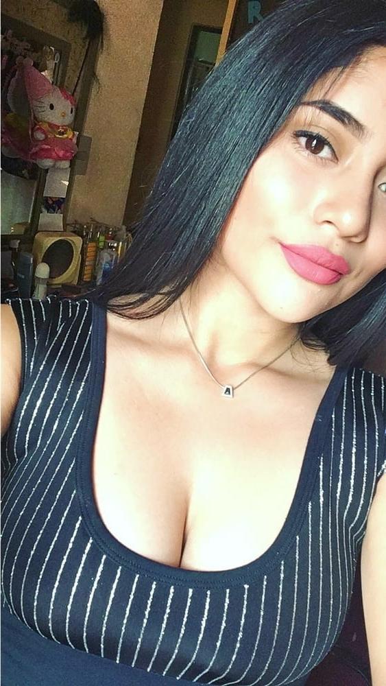 10P Hot Beauty 01