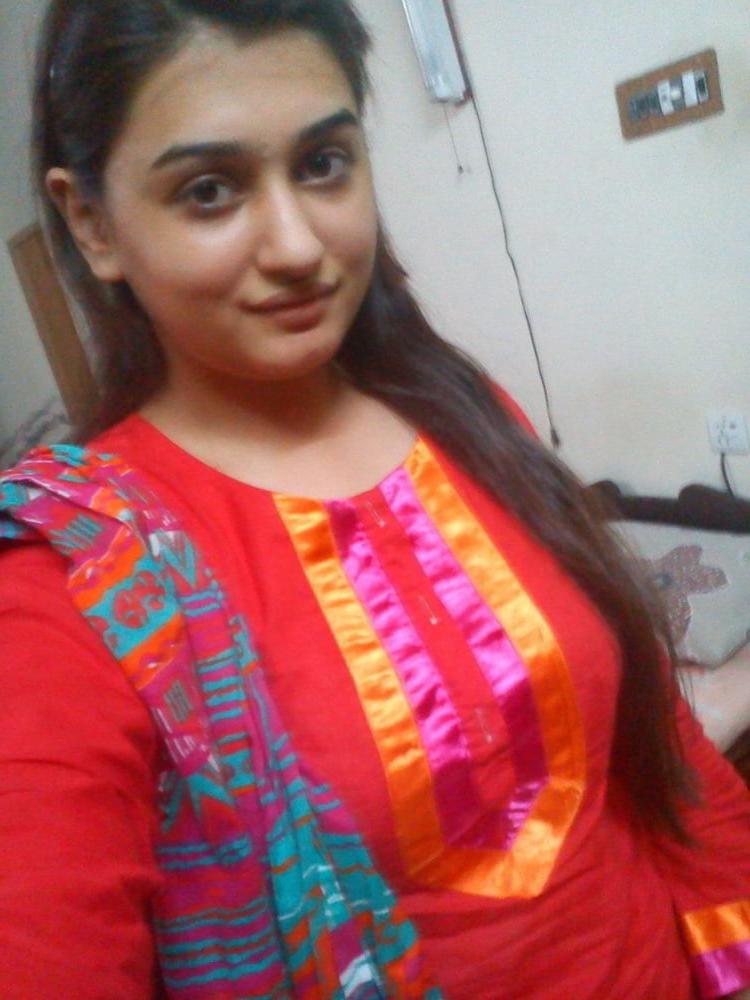 25P Unknown Desi Girl 0007 (Nudes)