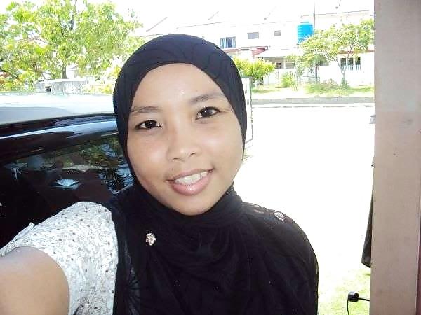 11P Jilbabe sluts of Malaysia
