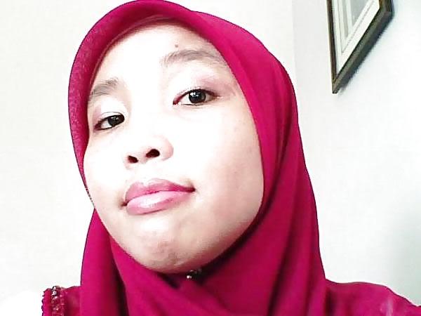 11P Jilbabe sluts of Malaysia