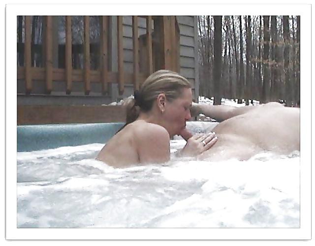 25P Wedding Ring Swingers #45: Suck that cock