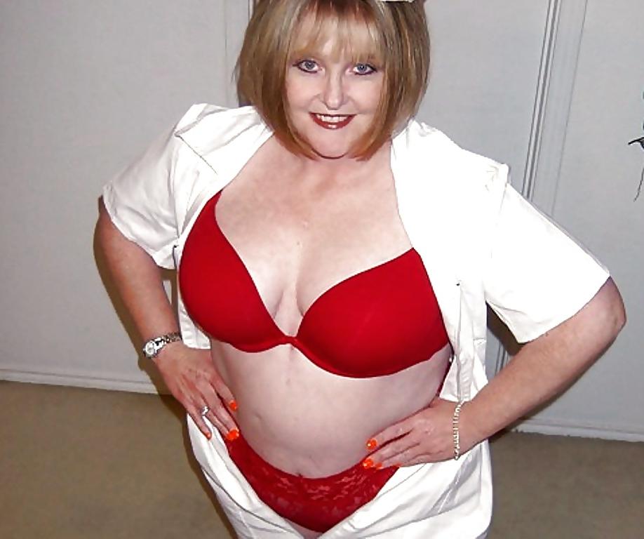 25P Beautiful Woman