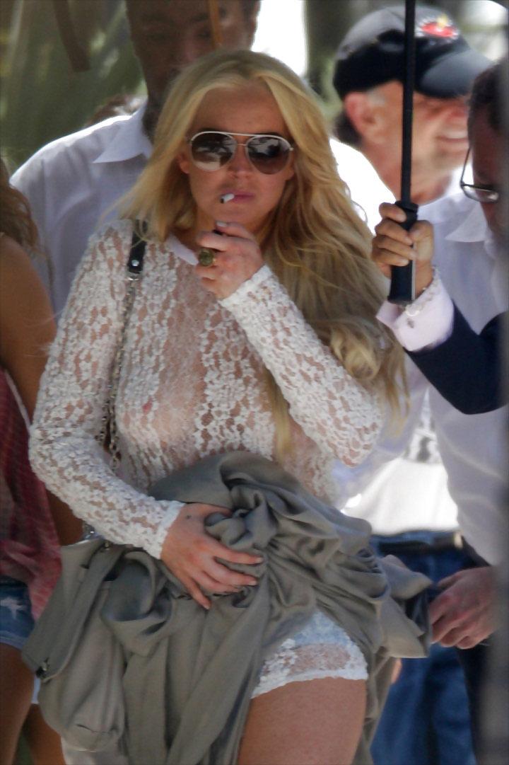 6P Lindsay Lohan ... In White See Through