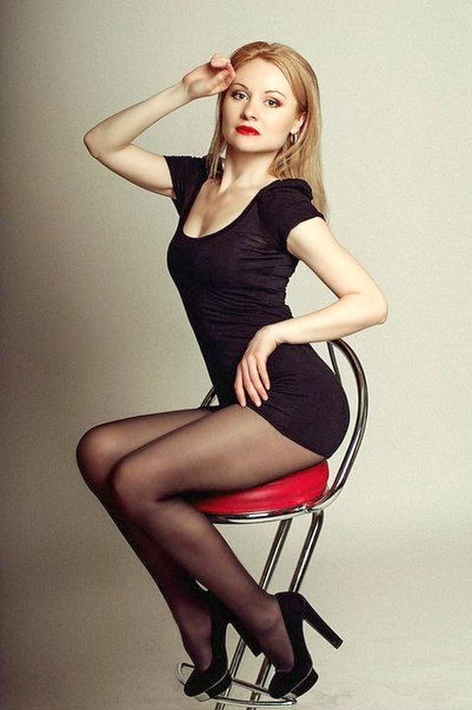 25P Beauty woman pantyhose stockings non porn 27