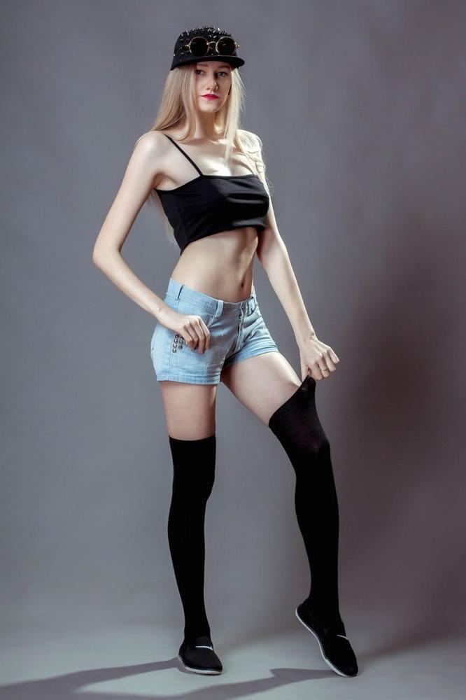 25P Beauty woman pantyhose stockings non porn 24