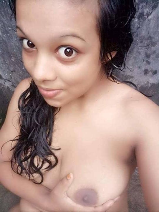 25P Showing Asset 043 - Desi girls