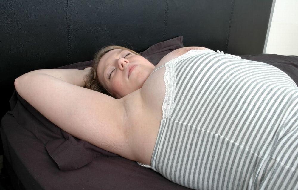 25P Downblouse &amp; Nipple Peeks 234