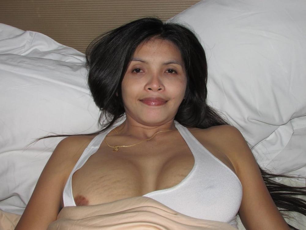25P Downblouse &amp; Nipple Peeks 234