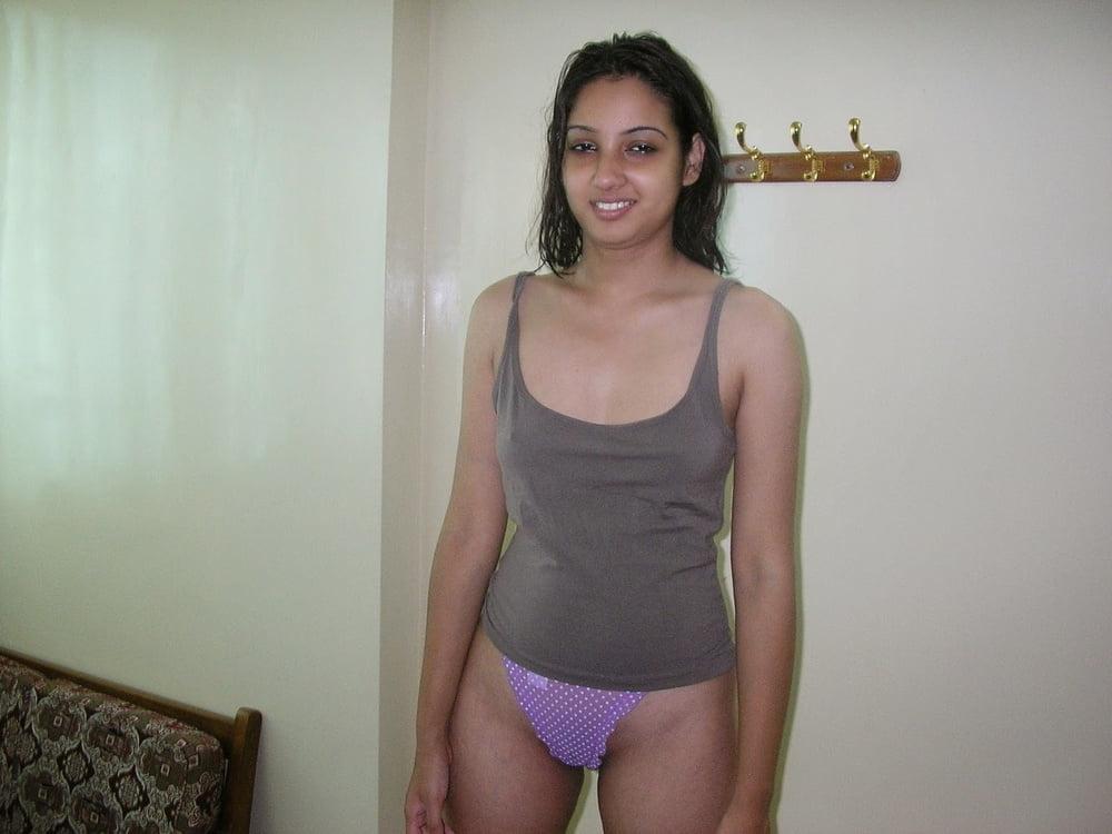 25P Desi Girls