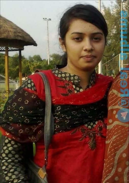 25P Unknown Desi Girl 0005 (Nudes)