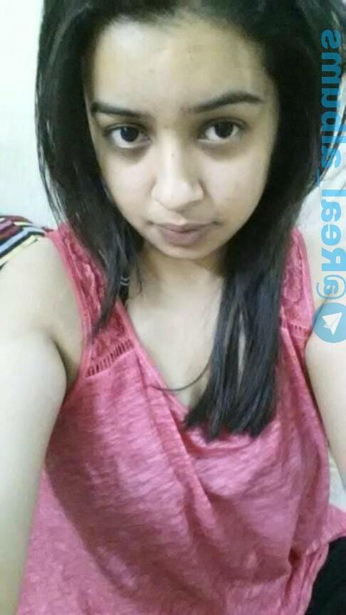 25P Unknown Desi Girl 0005 (Nudes)
