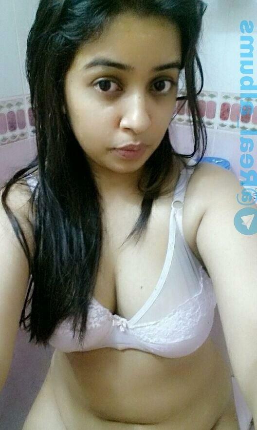 25P Unknown Desi Girl 0005 (Nudes)