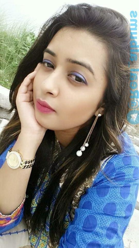 25P Unknown Desi Girl 0005 (Nudes)