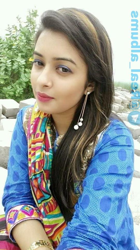 25P Unknown Desi Girl 0005 (Nudes)