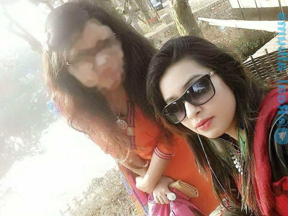 25P Unknown Desi Girl 0005 (Nudes)