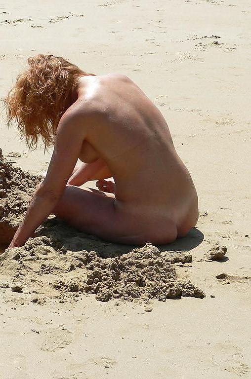 25P Wives On Vacation