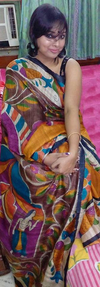25P Unknown Desi Bhabhi 0001 (non nude)