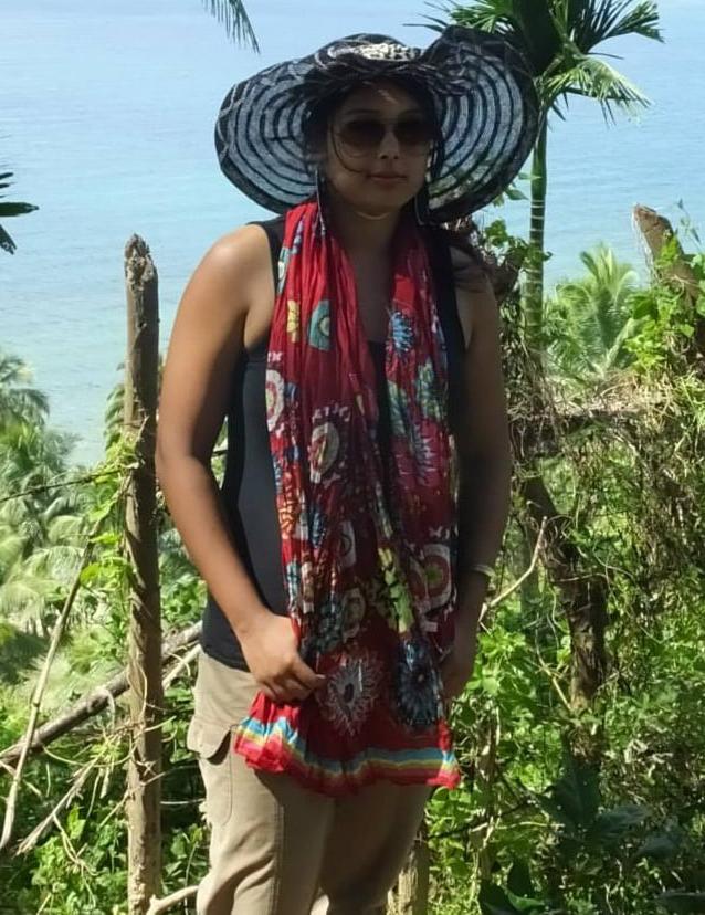 25P Unknown Desi Bhabhi 0001 (non nude)