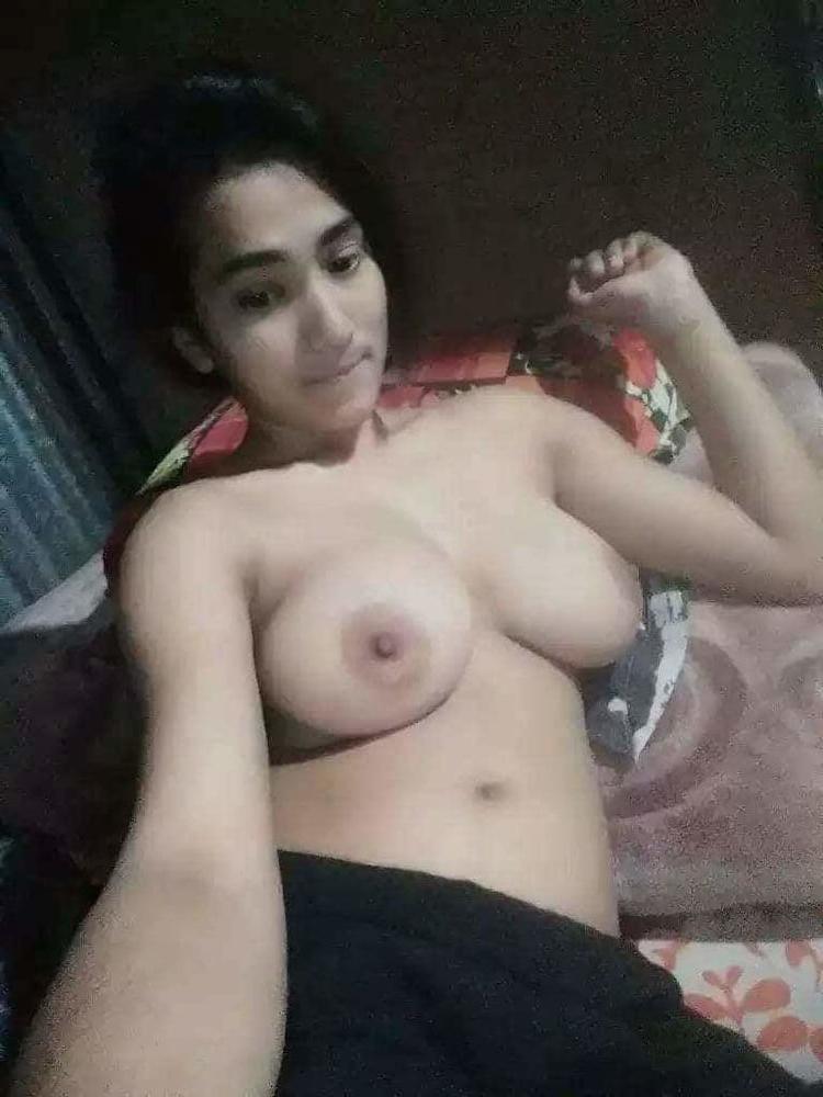 25P Showing Asset 036 - Mix Desi Bag