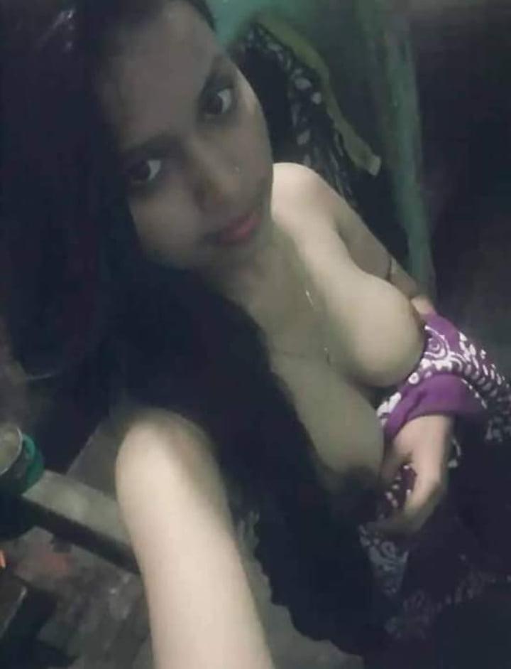 25P Showing Asset 020 - Desi Mast Maal