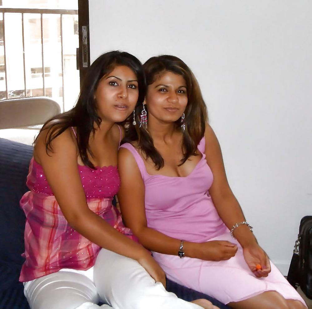24P Hot Desi Indian
