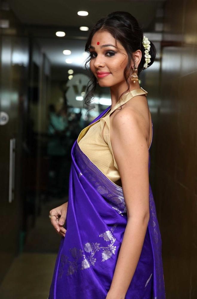 11P Unknown Desi Girl 0004 (Nudes)