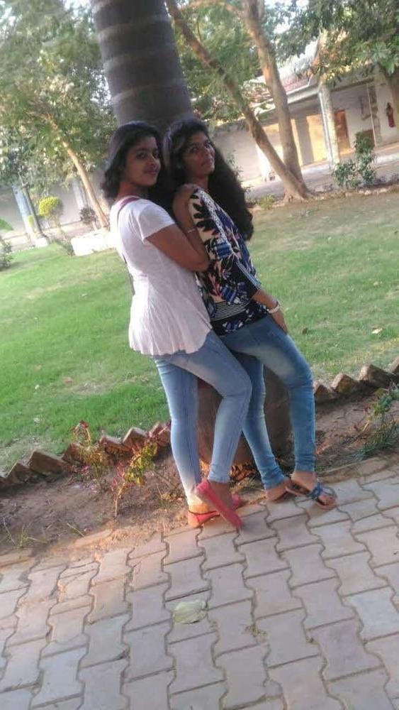 25P Unknown Desi Girl 0003 - Private Leaked Pics