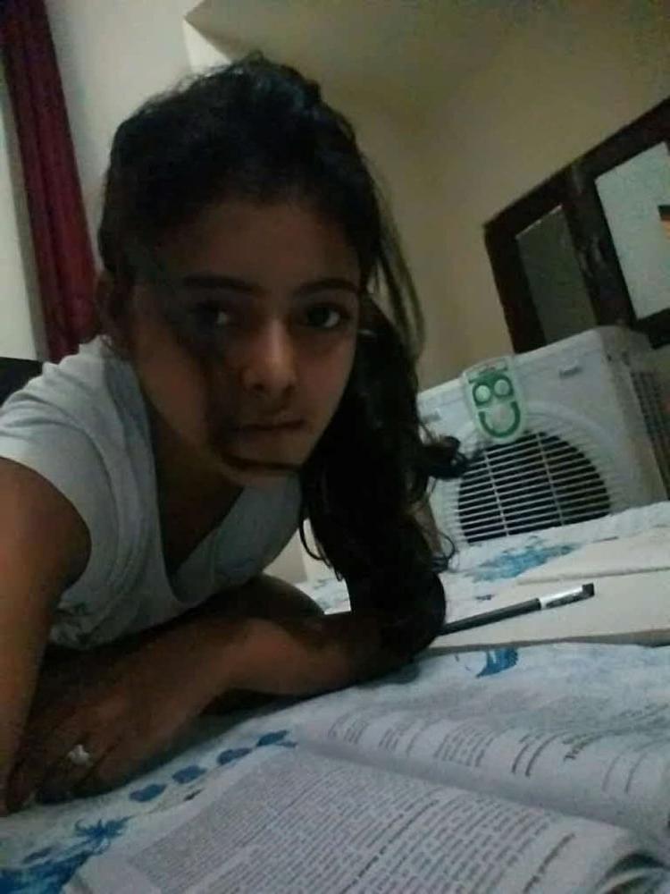 25P Unknown Desi Girl 0003 - Private Leaked Pics