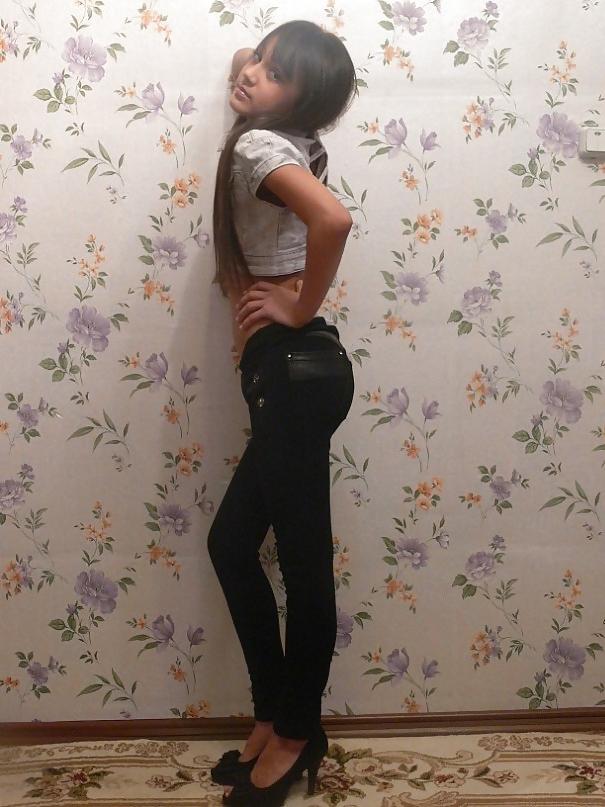 18P High heels on sexy teens 2