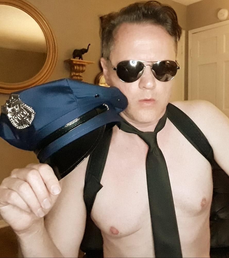 25P Horny Cop