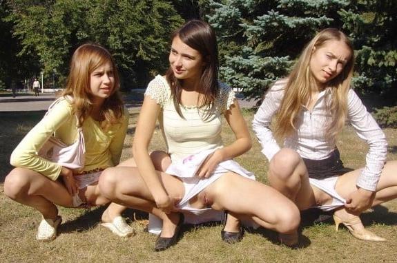 25P Oops, no panties 5