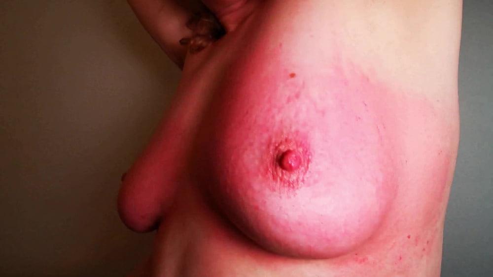 24P Hard slapping tits real red