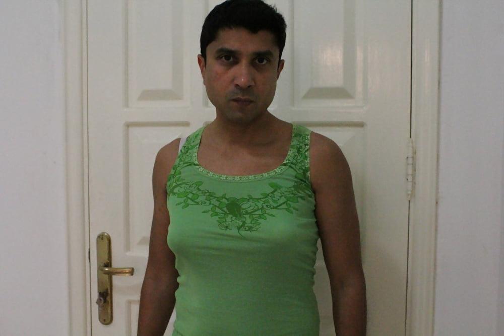13P Desi gay exposed