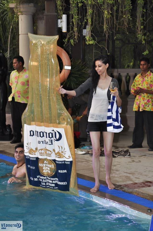 25P DESI indian paki bikini teens sluts