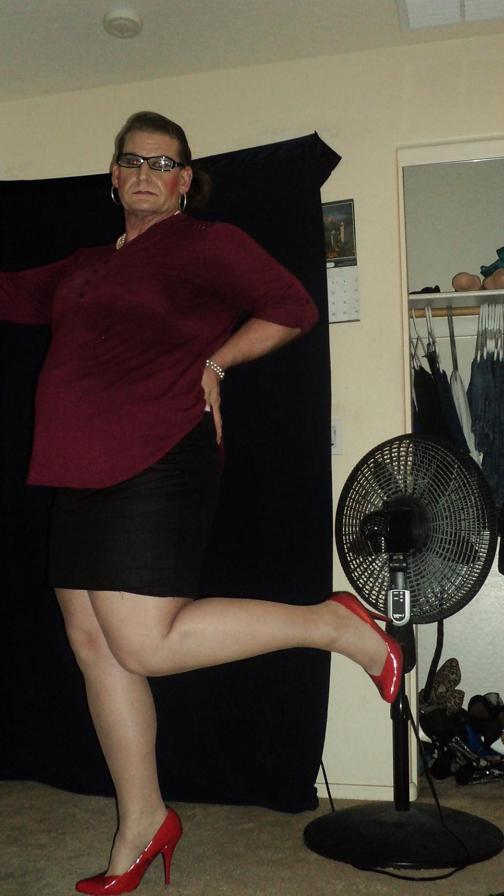 25P fake foot tattoo nylons heels barefoot  in heels