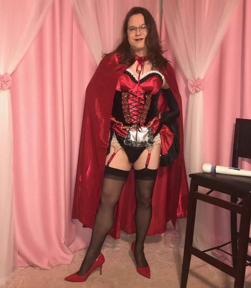 15P Joanie - Halloween 2020