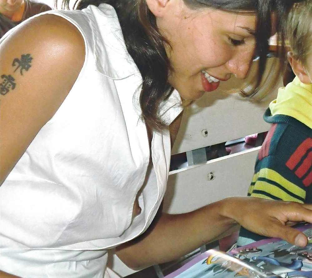 20P Downblouse & Nipple Slip 9