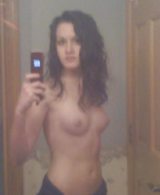 24P Verry Hot Self Shot Teenie