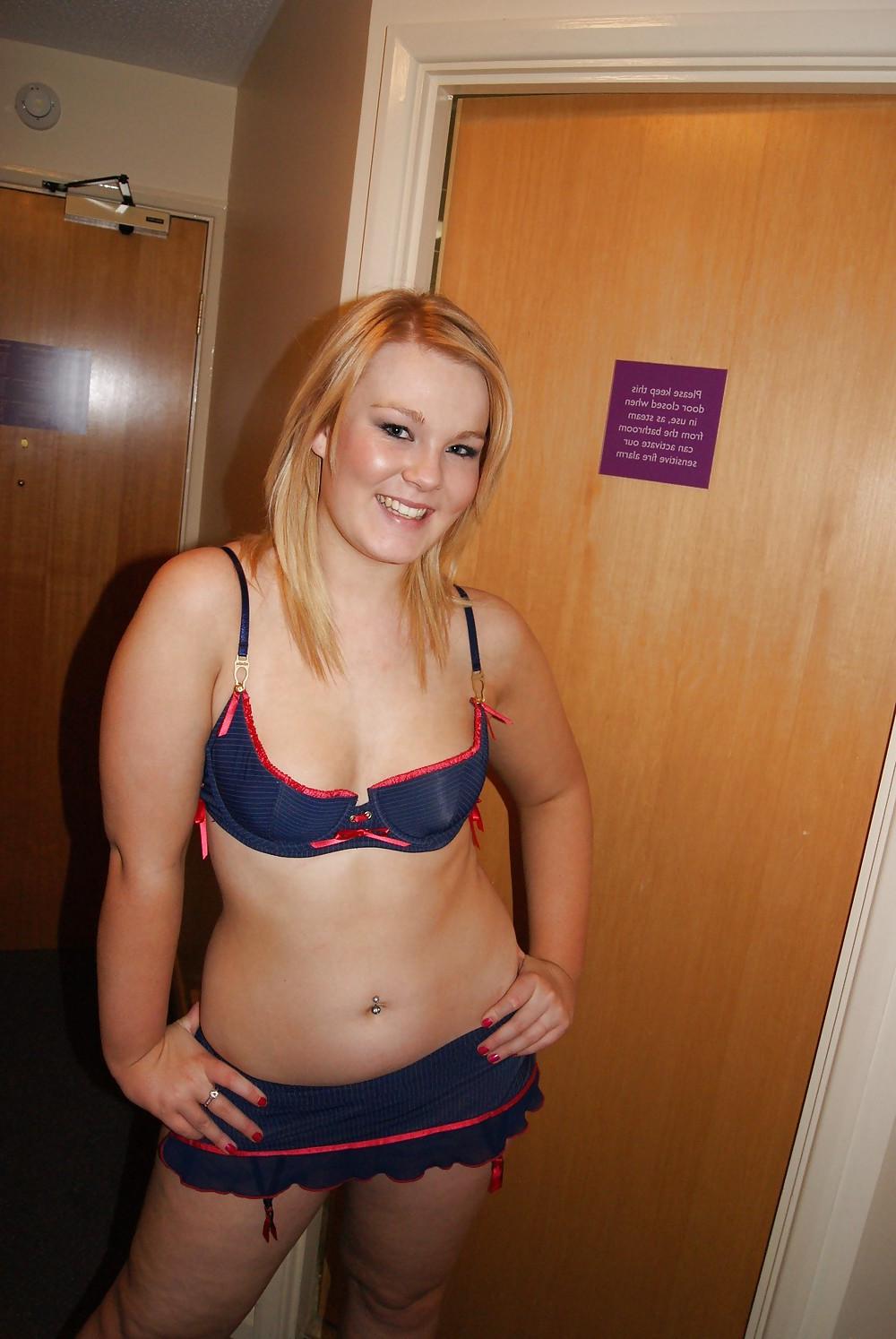 25P BEAUTY SEXY ERIKA IX