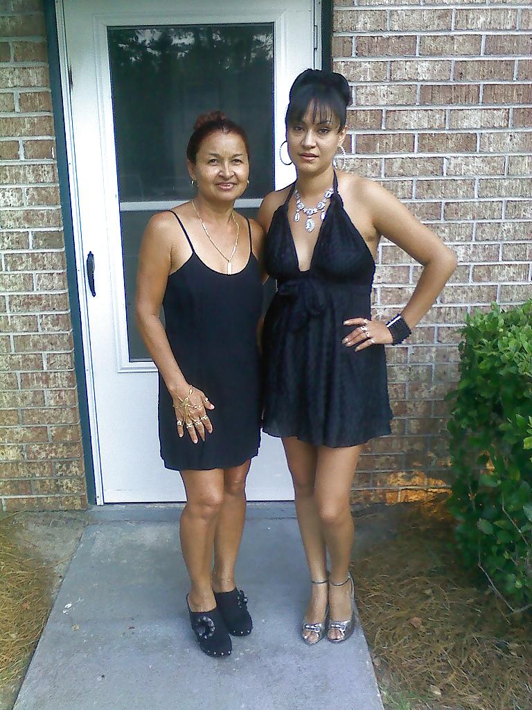 7P Mature lesbians and their young lovers...