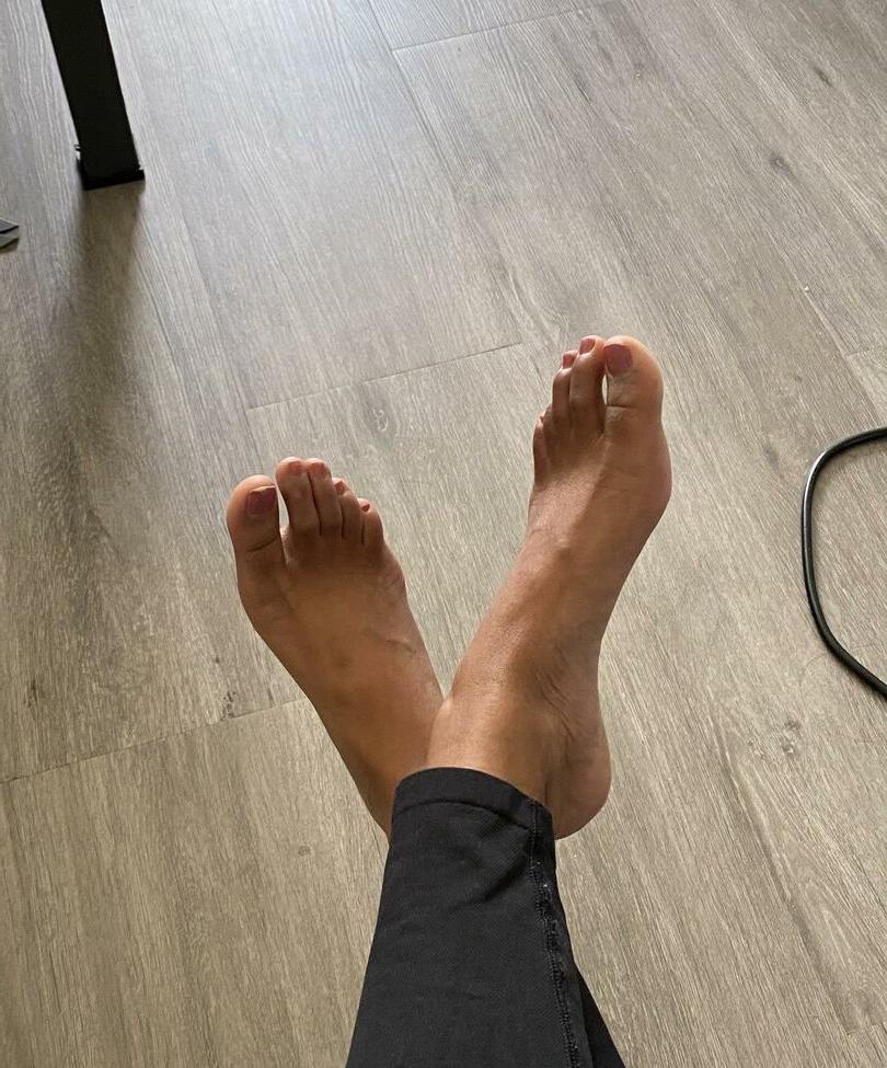 25P Desi Goddess nude