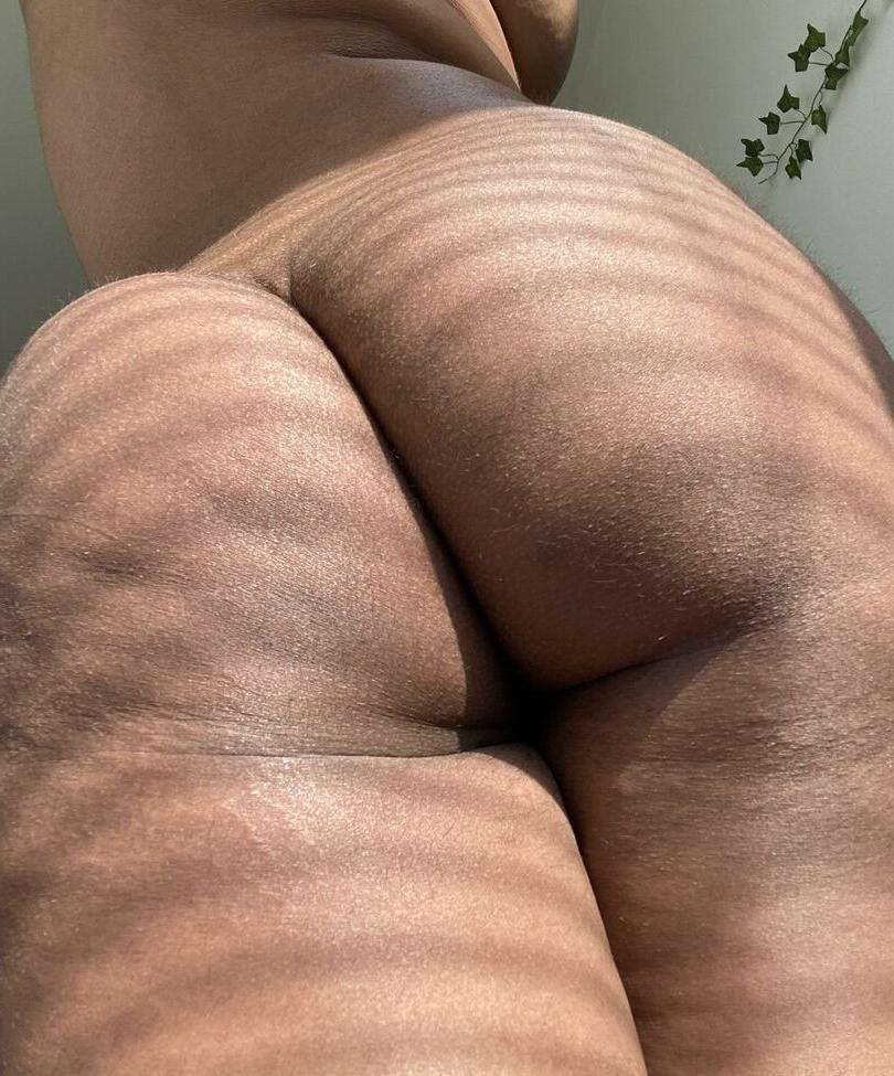 25P Desi Goddess nude